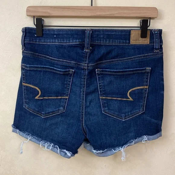 American Eagle Women's High-Rise Shortie Denim Shorts size 8 - Picture 3 of 5
